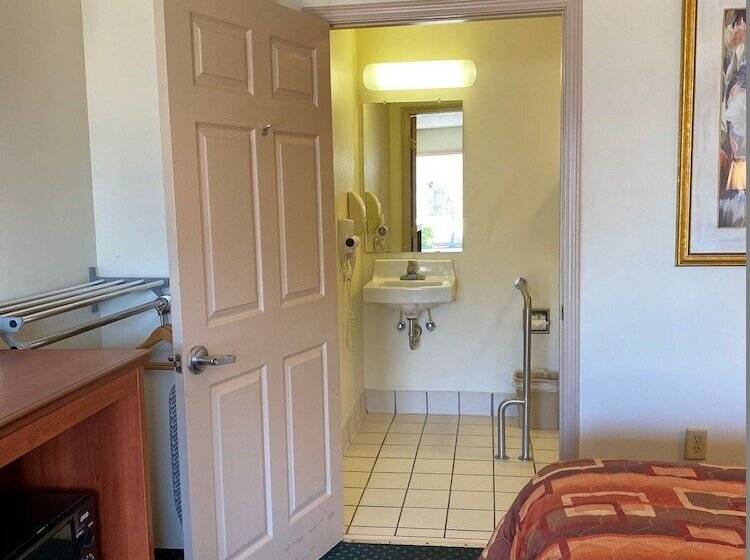 فندق Country Hearth Inn Union City