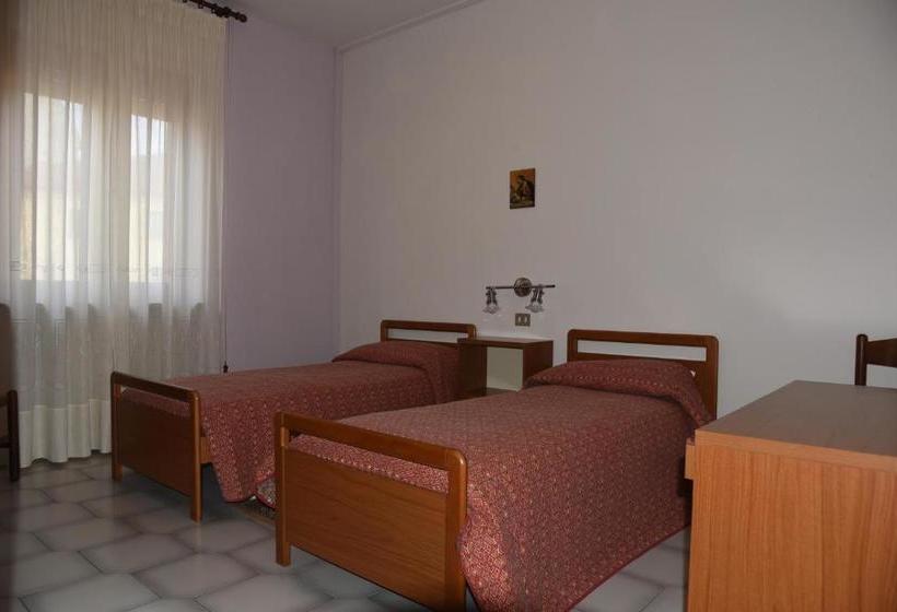 בית מלון כפרי Albergo Dei Bersaglieri