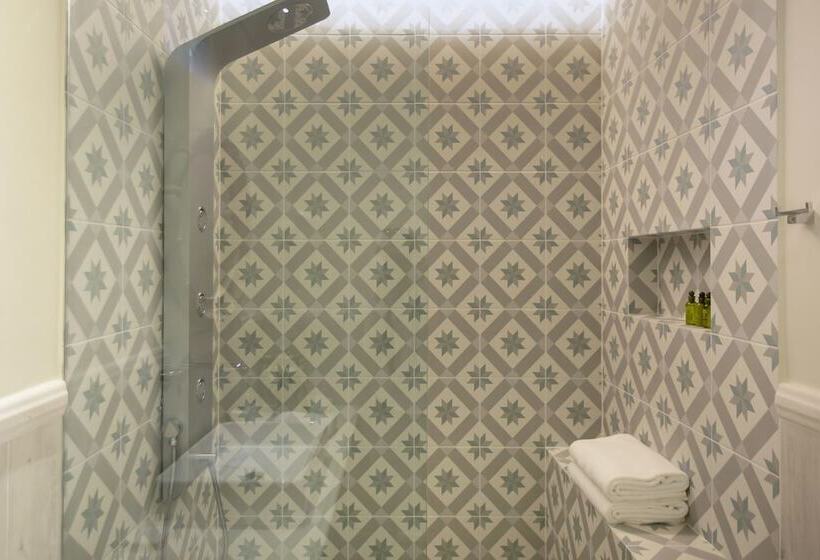 Отель Despotiko