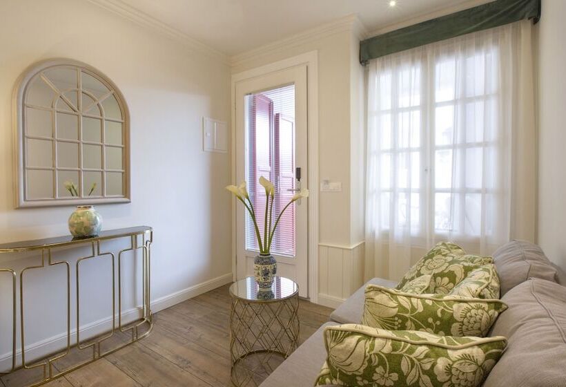 Отель Despotiko