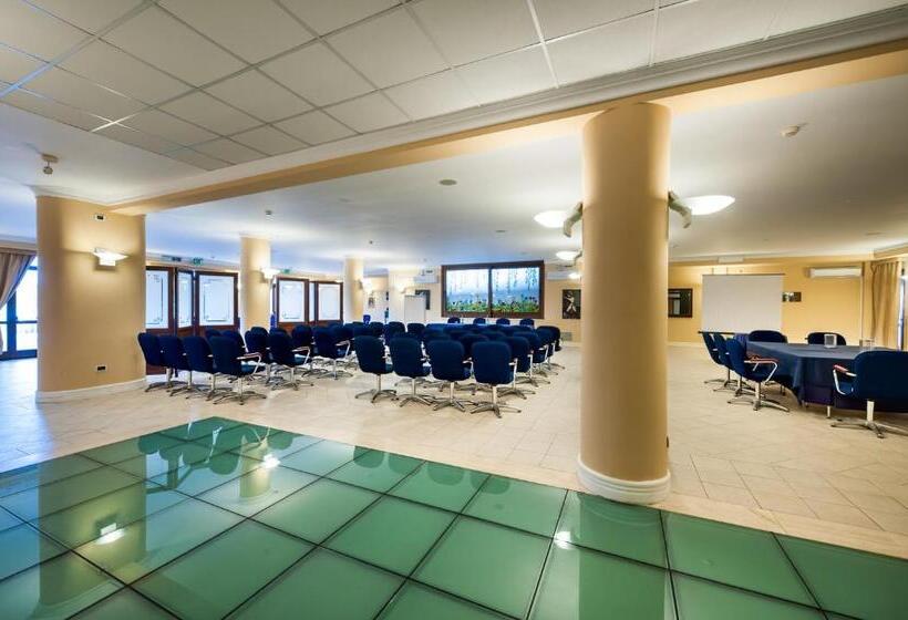 Отель Dioscuri Bay Palace