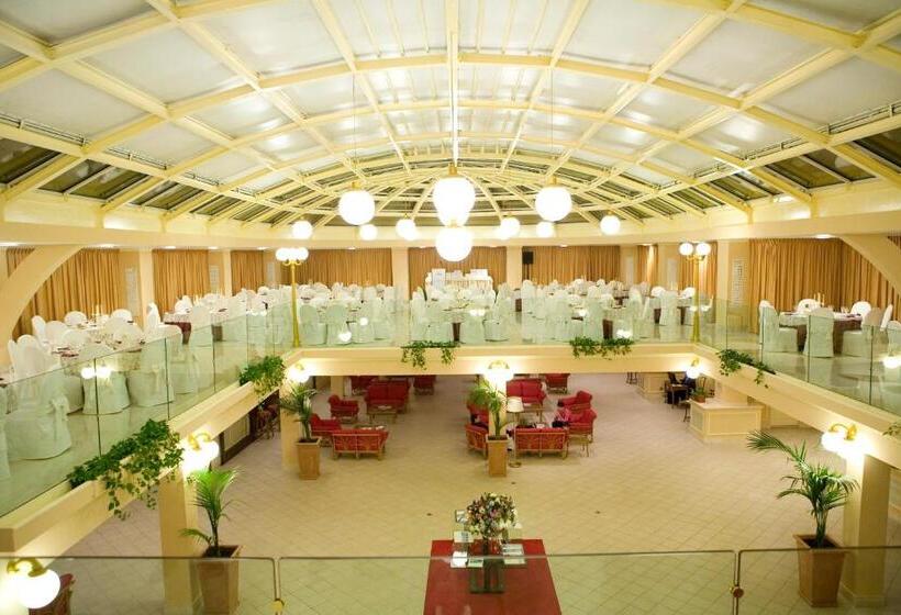 Отель Dioscuri Bay Palace