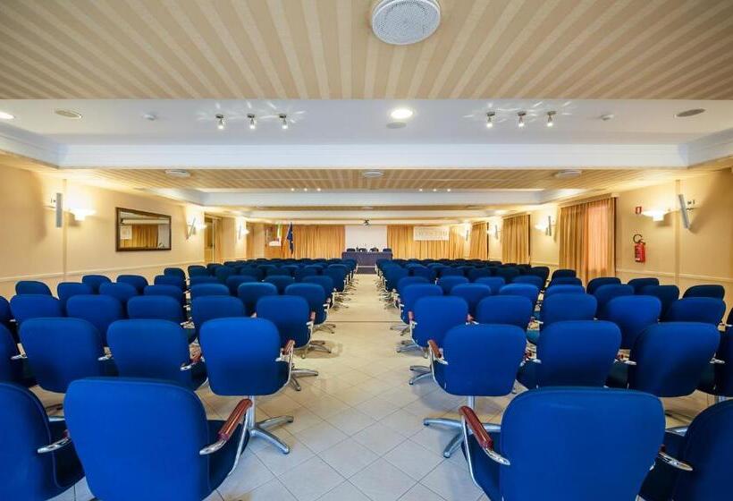 Отель Dioscuri Bay Palace