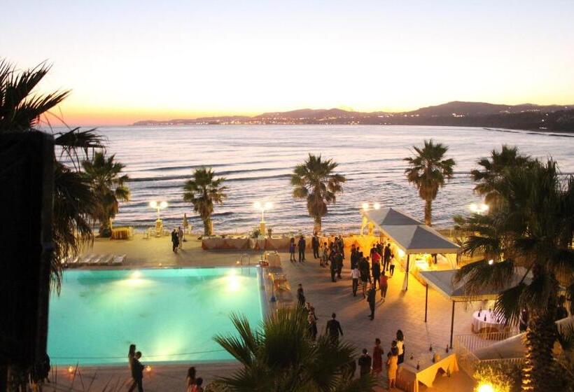 Отель Dioscuri Bay Palace