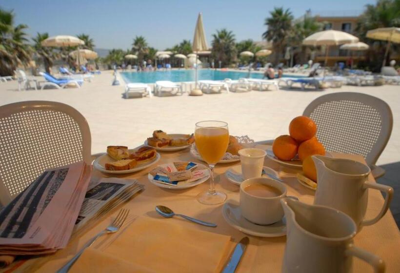 Отель Dioscuri Bay Palace