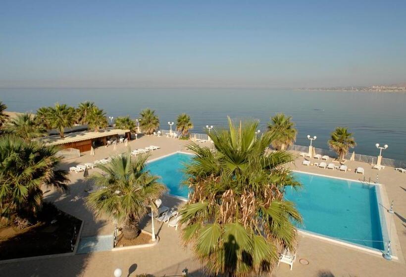 Отель Dioscuri Bay Palace