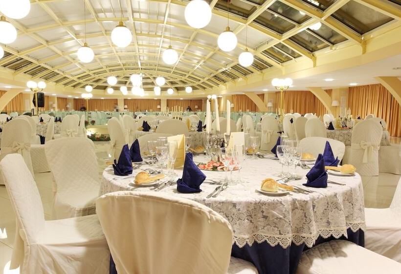 Отель Dioscuri Bay Palace