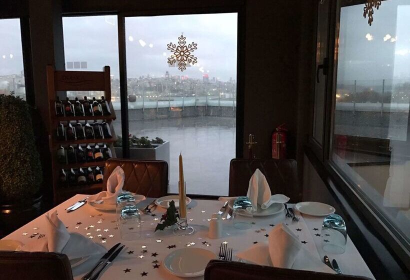 Doubletree By Hilton Hotel Istanbul Sirkeci