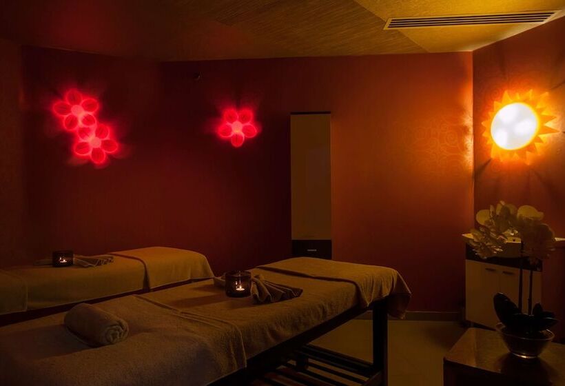 Doubletree By Hilton Hotel Istanbul Sirkeci