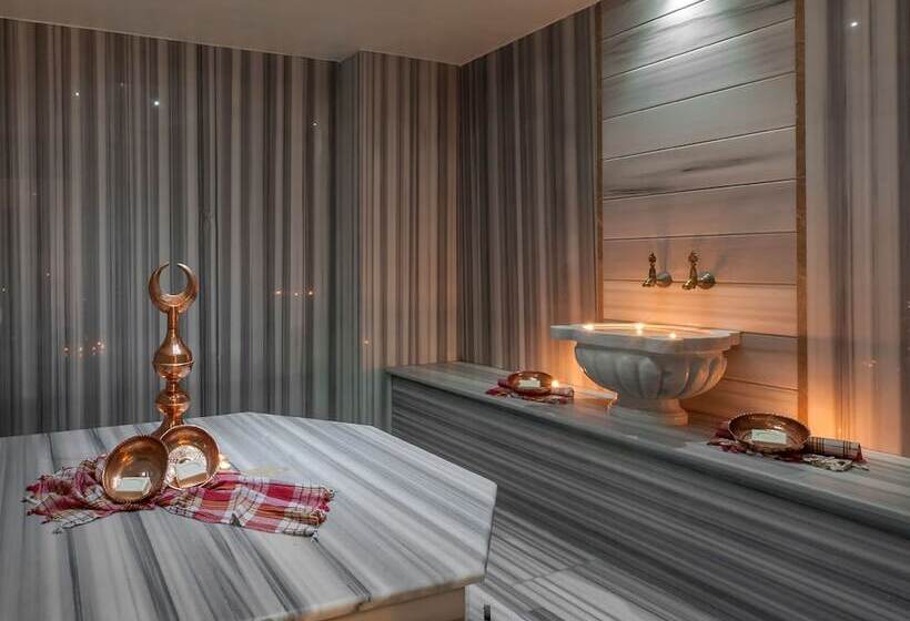 Doubletree By Hilton Hotel Istanbul Sirkeci