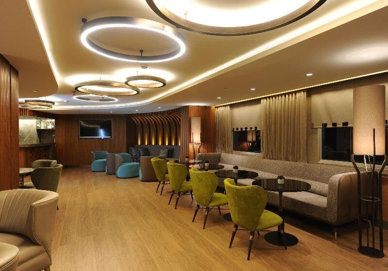 Doubletree By Hilton Hotel Istanbul Sirkeci