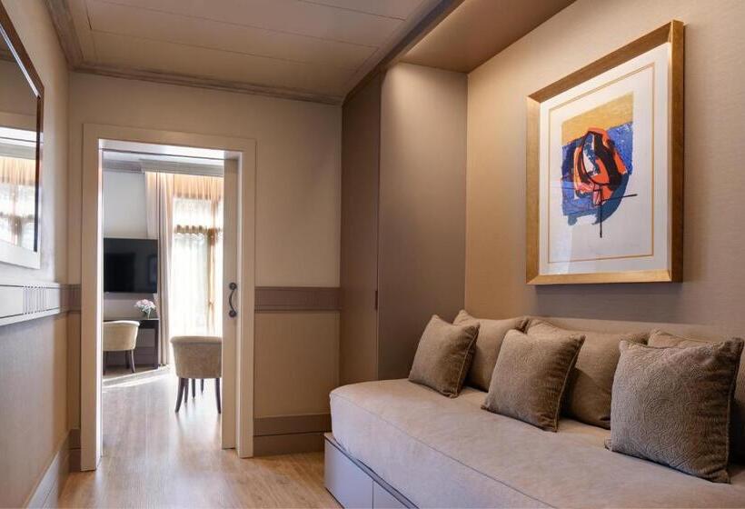 Duquesa De Cardona Hotel 4 Sup By Grup Duquessa