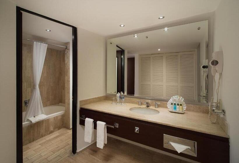 בית מלון כפרי El Cid Castilla Beach