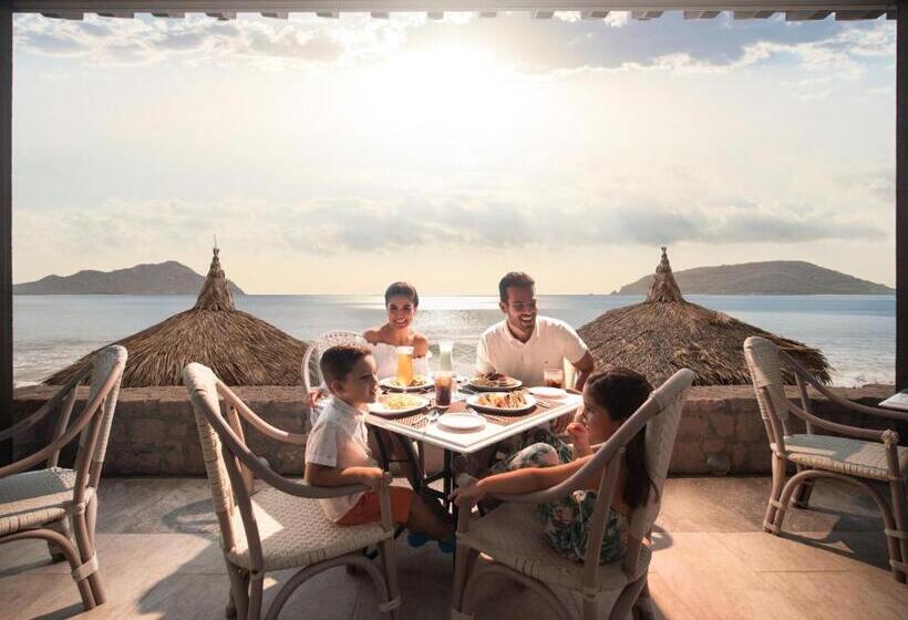 בית מלון כפרי El Cid Castilla Beach