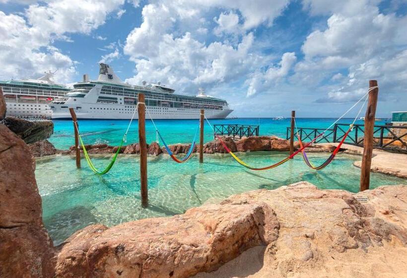 호텔 El Cid La Ceiba Beach