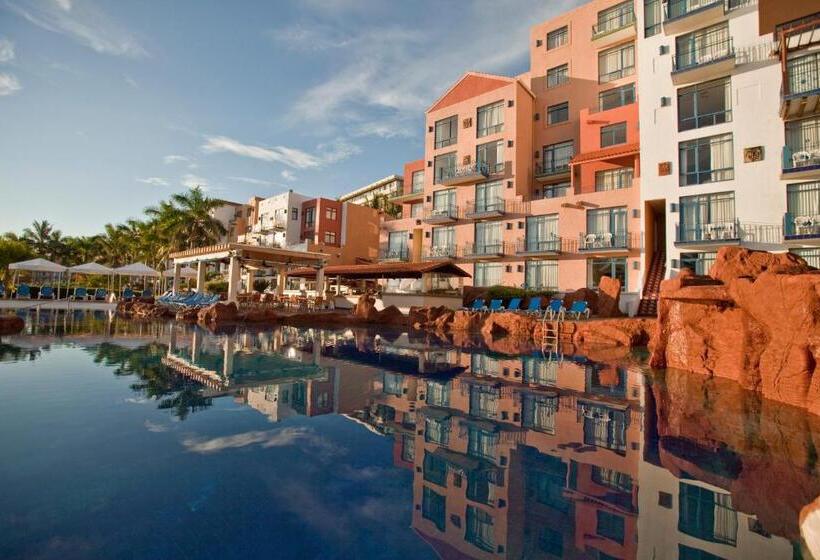 ホテル El Cid Marina Beach