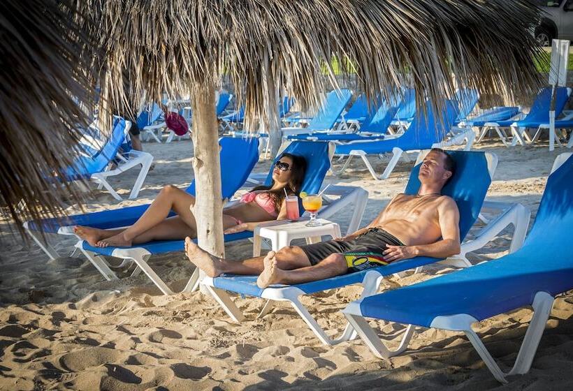 호텔 El Cid Marina Beach