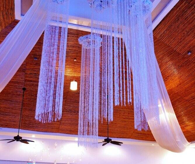 호텔 El Cid Marina Beach