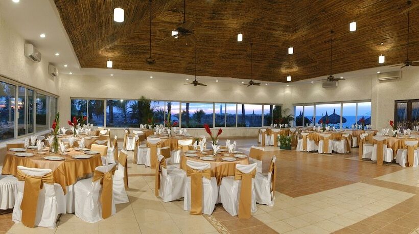 호텔 El Cid Marina Beach