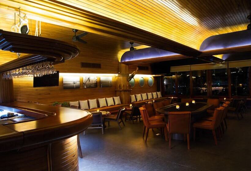 호텔 El Cid Marina Beach