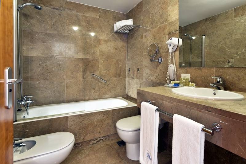 هتل Eurostars Toledo