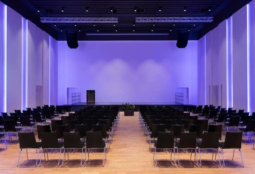 호텔 Four Points Sheraton Bolzano Bozen