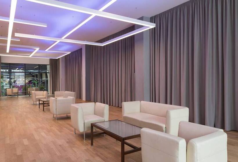 هتل Four Points Sheraton Bolzano Bozen