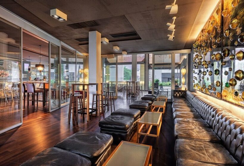 호텔 Four Points Sheraton Bolzano Bozen