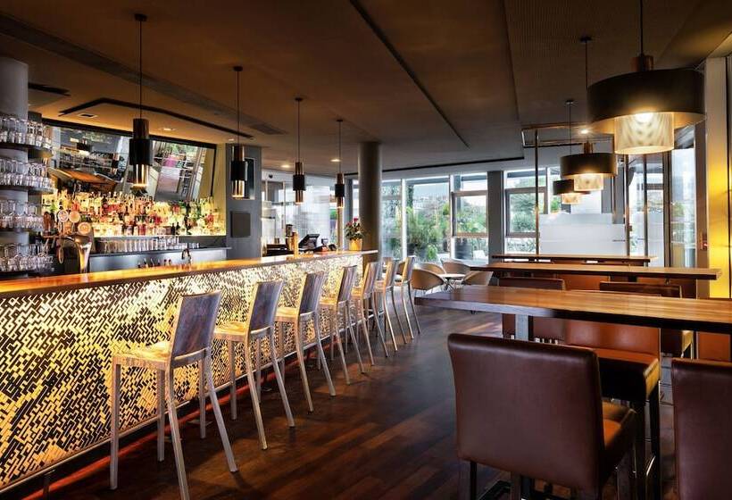 호텔 Four Points Sheraton Bolzano Bozen