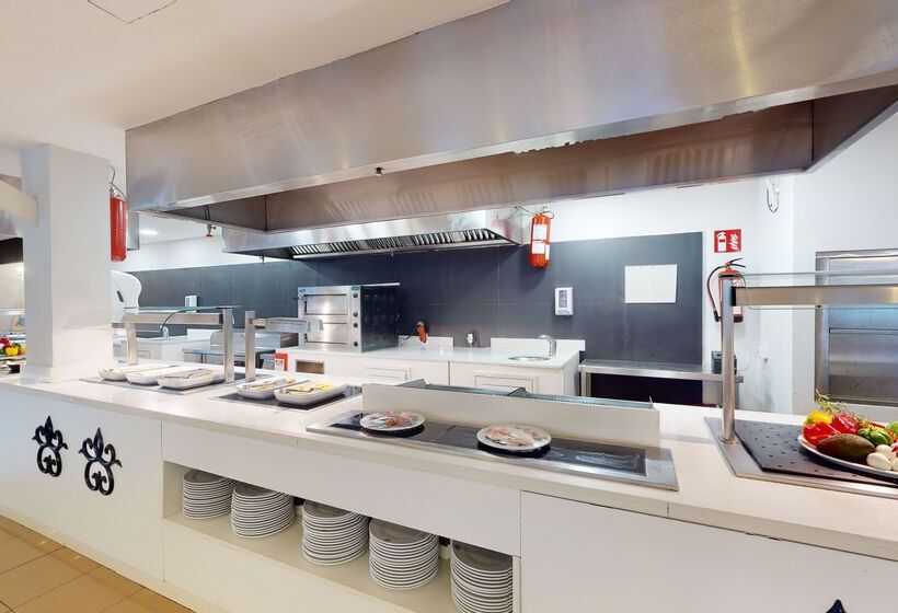 هتل Garden Saladina