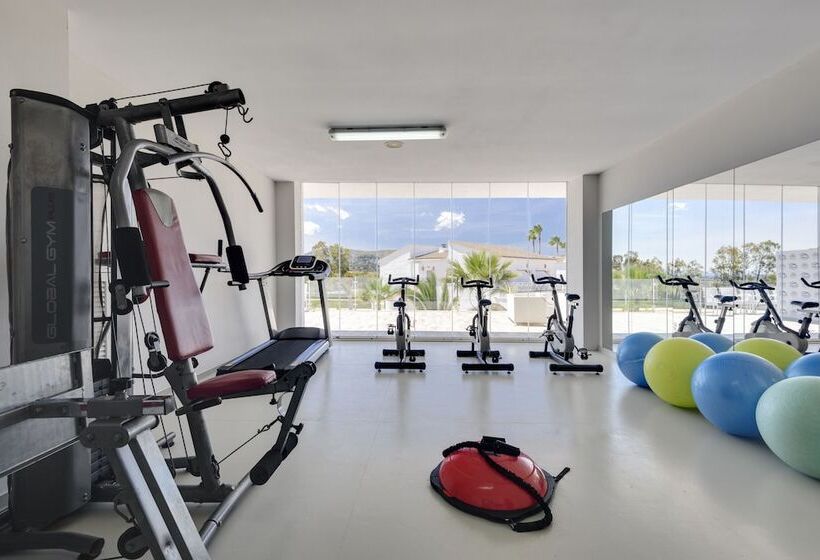 هتل Garden Saladina