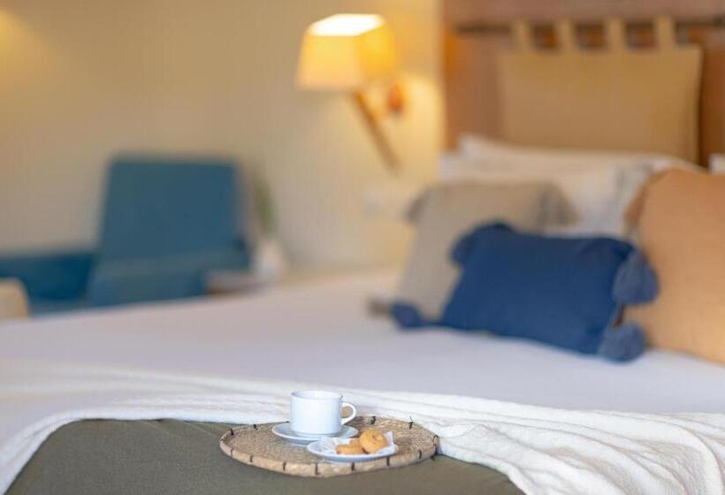 בית מלון כפרי Giannoulis   Santa Marina Plaza