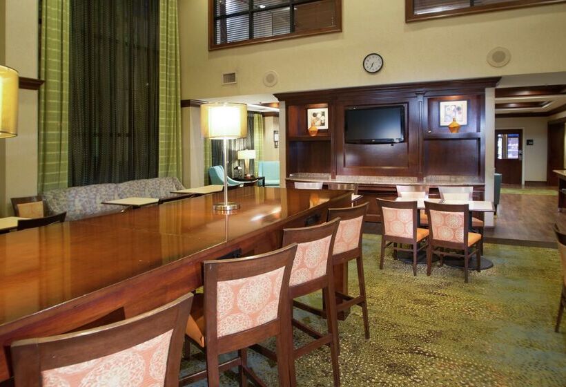 فندق Hampton Inn Linden