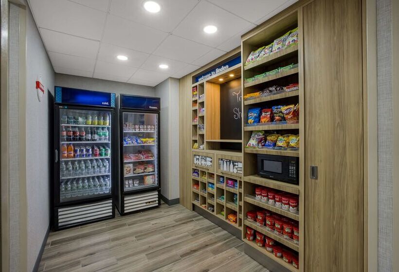 فندق Hampton Inn Linden