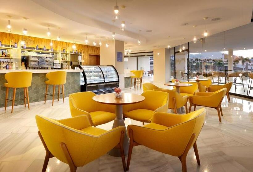 Hard Rock Hotel Tenerife