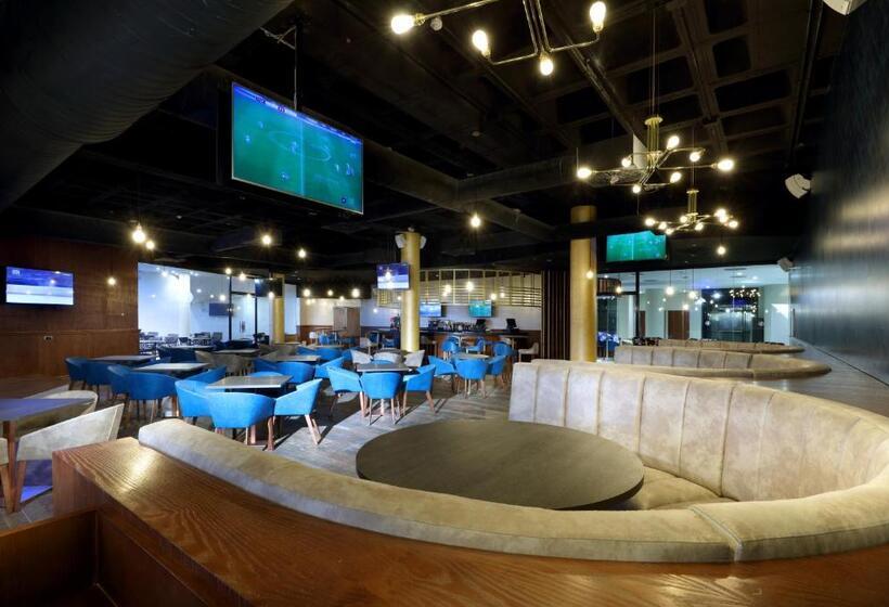 Hard Rock Hotel Tenerife