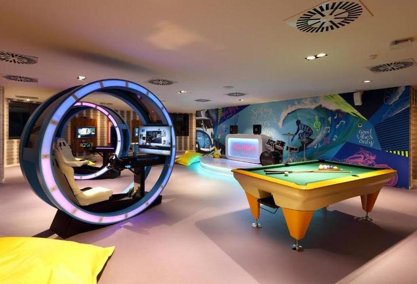 Hard Rock Hotel Tenerife