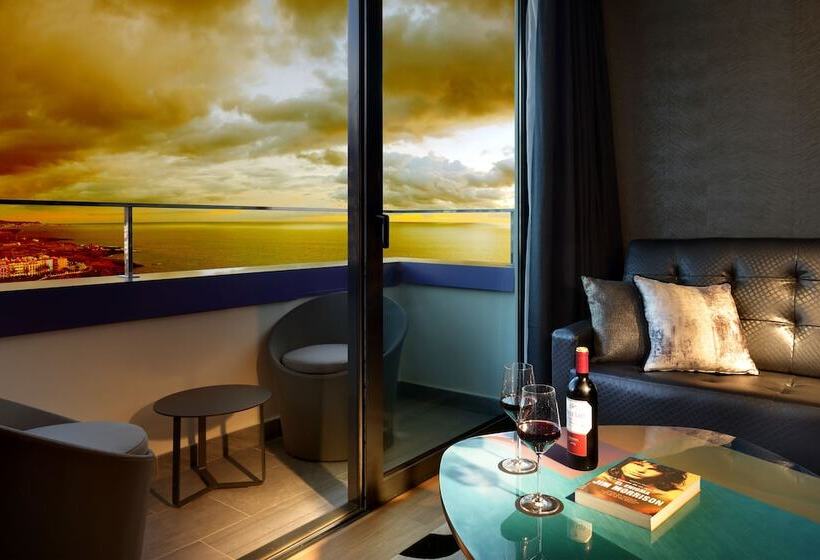 Hard Rock Hotel Tenerife