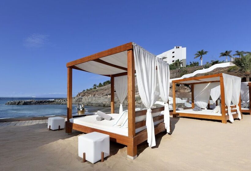 Hard Rock Hotel Tenerife