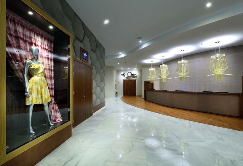 Hard Rock Hotel Tenerife