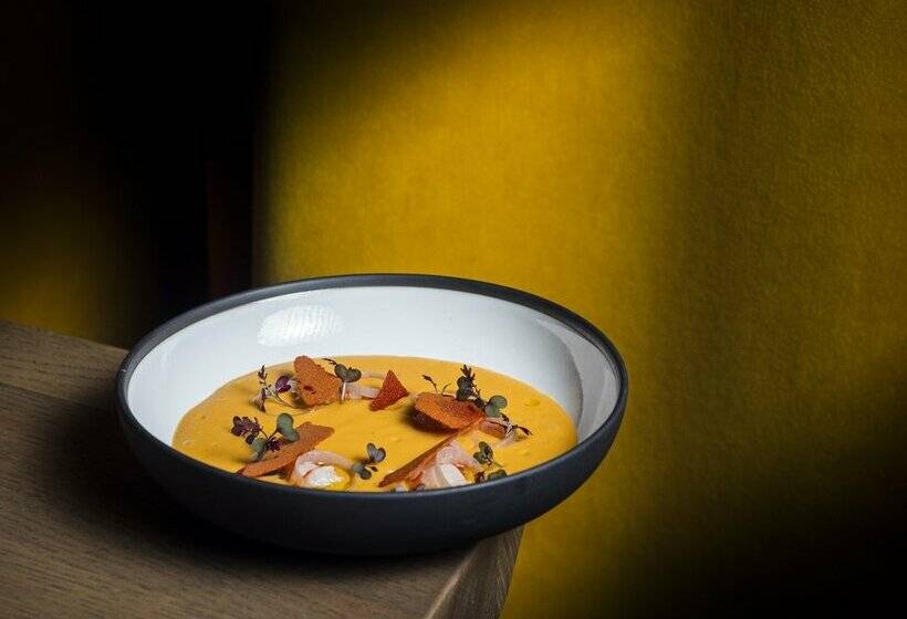 Отель Hilton Diagonal Mar Barcelona