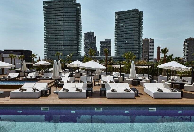 Отель Hilton Diagonal Mar Barcelona