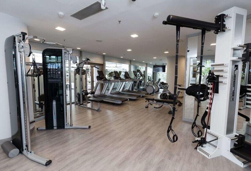 Отель Hilton Diagonal Mar Barcelona