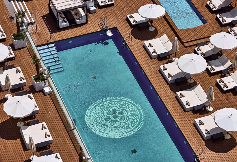 Отель Hilton Diagonal Mar Barcelona