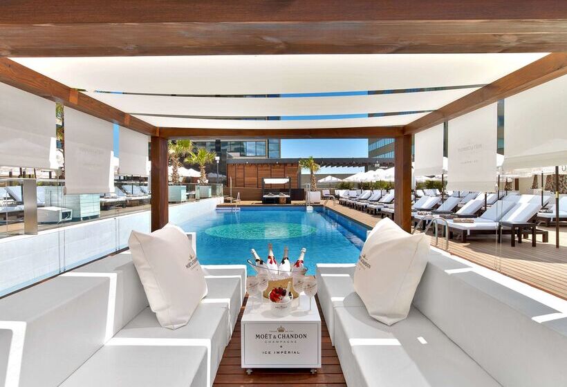 Отель Hilton Diagonal Mar Barcelona