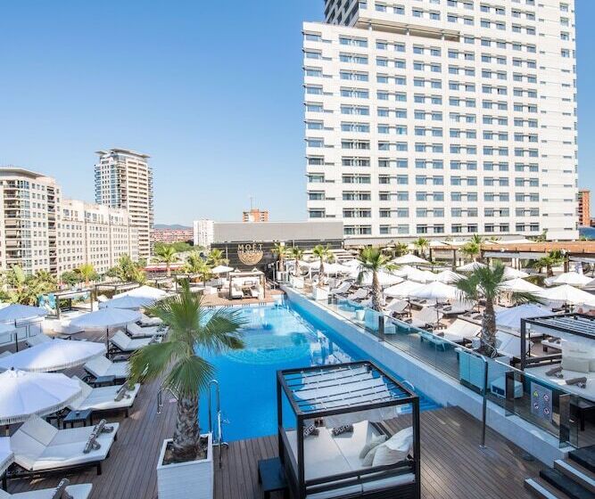 Отель Hilton Diagonal Mar Barcelona