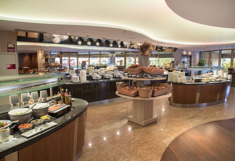 Отель Hilton Diagonal Mar Barcelona