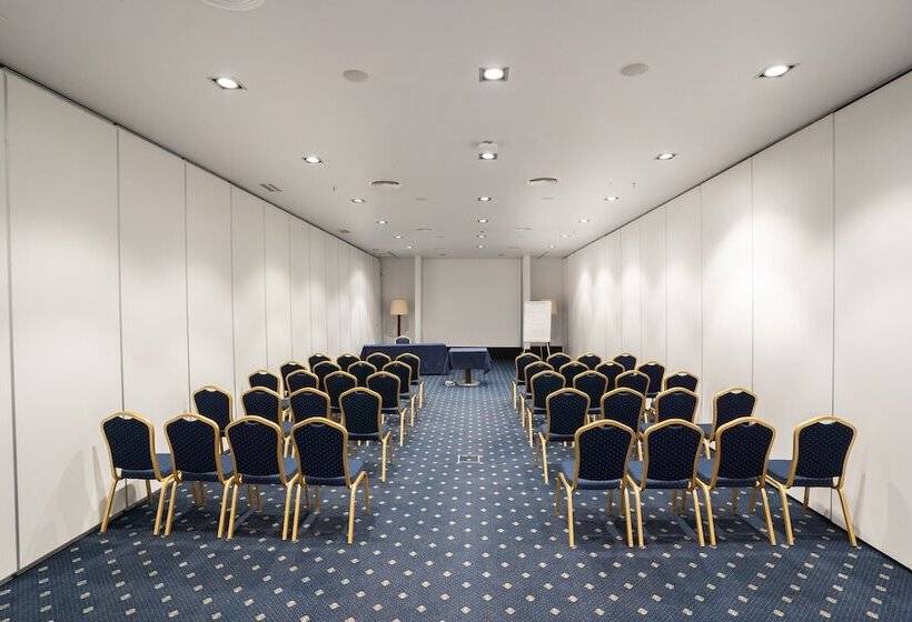 בית מלון כפרי Holiday Inn Porto Gaia, An Ihg