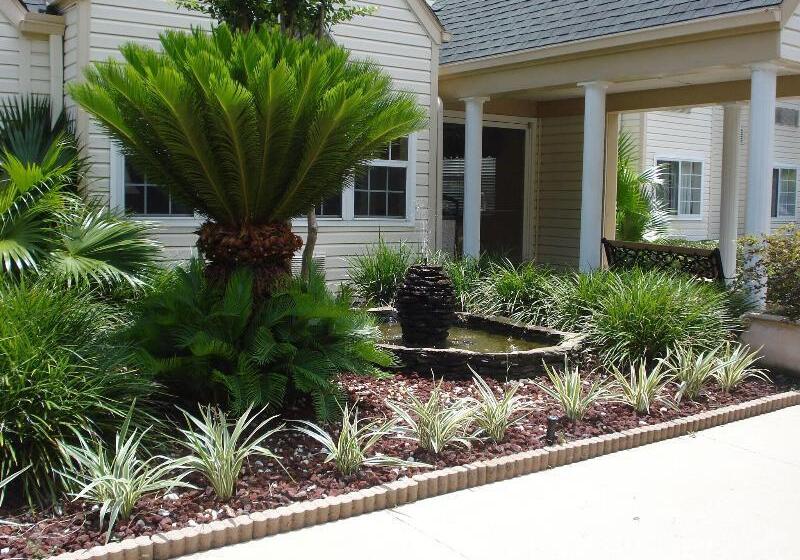 ホテル Hometown Inn & Suites Jacksonville Butler Blvd./southpoint