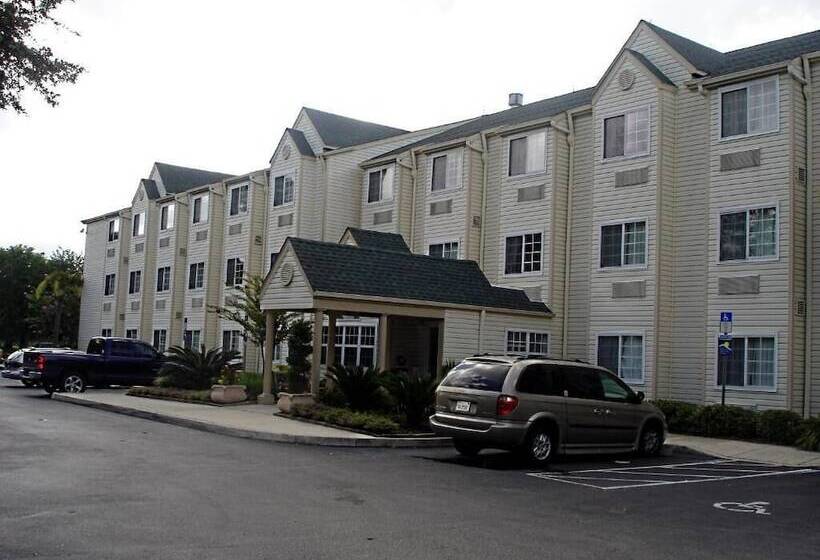 ホテル Hometown Inn & Suites Jacksonville Butler Blvd./southpoint